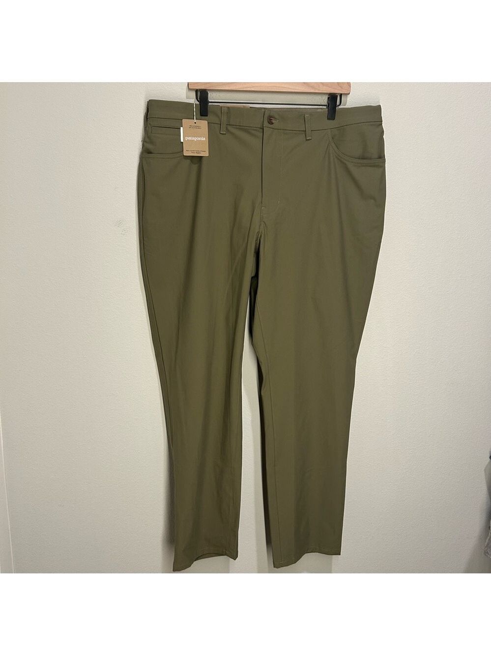 Patagonia Transit Traveler Pants Men’s 40×32 – Sage Khaki – Travel Stretch – NWT